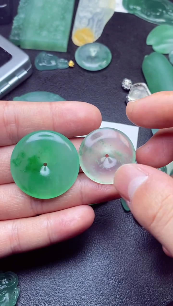 未镶嵌定制翡翠?***识阿赖耶识