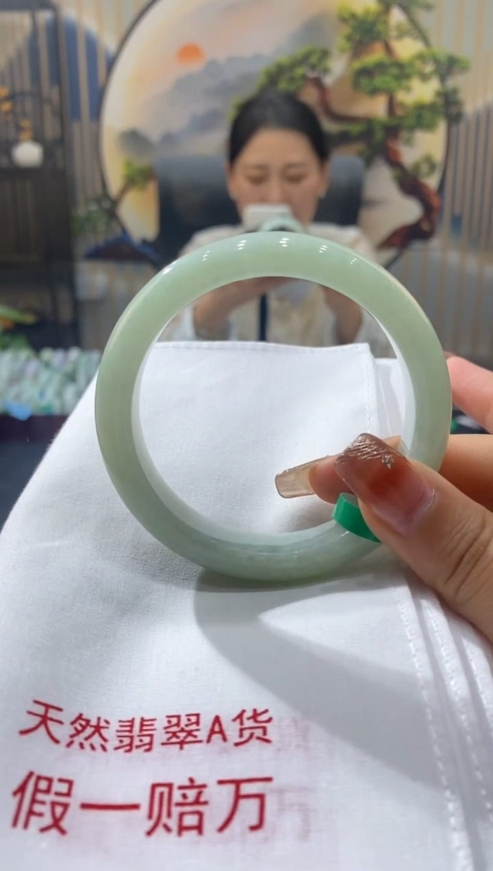 【闪购商品】翡翠手镯未镶嵌00004694