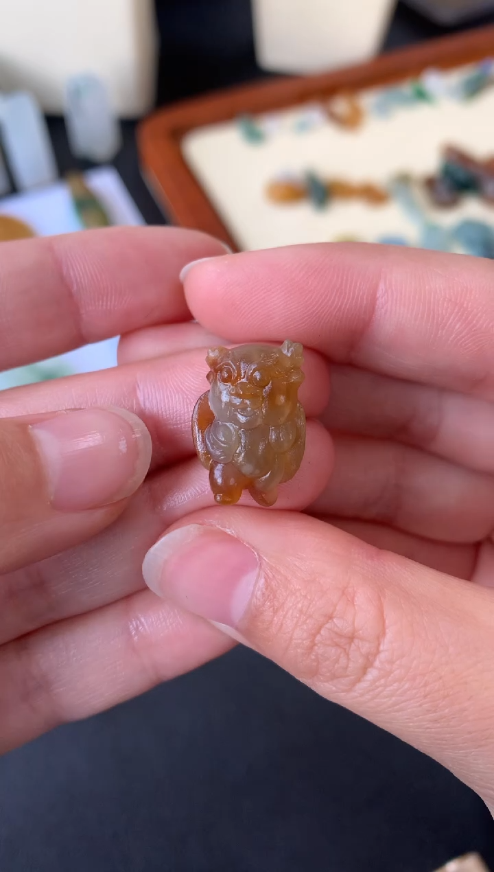 【闪购商品】定制翡翠未镶嵌翡翠