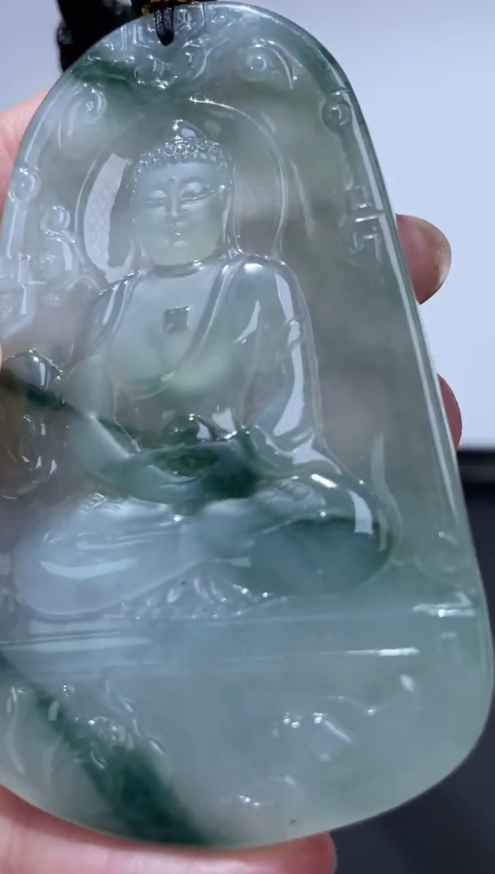 未镶嵌挂件翡翠377395  多人