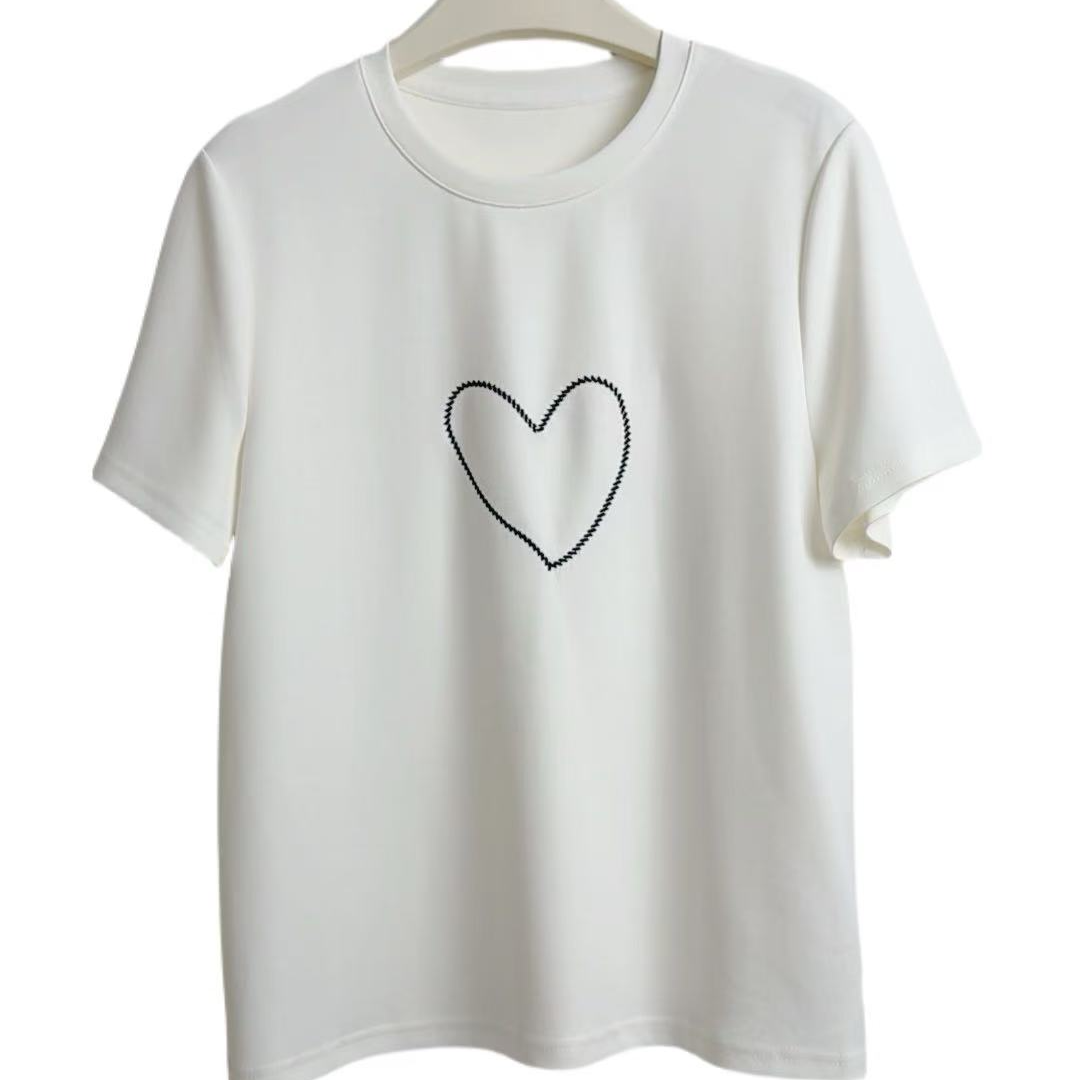 5606 丽丽--爱心刺绣t恤圆领打底衫