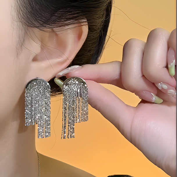 925银耳饰 轻奢瀑布流苏耳环女上班族法式气质耳饰小众高级感耳钉