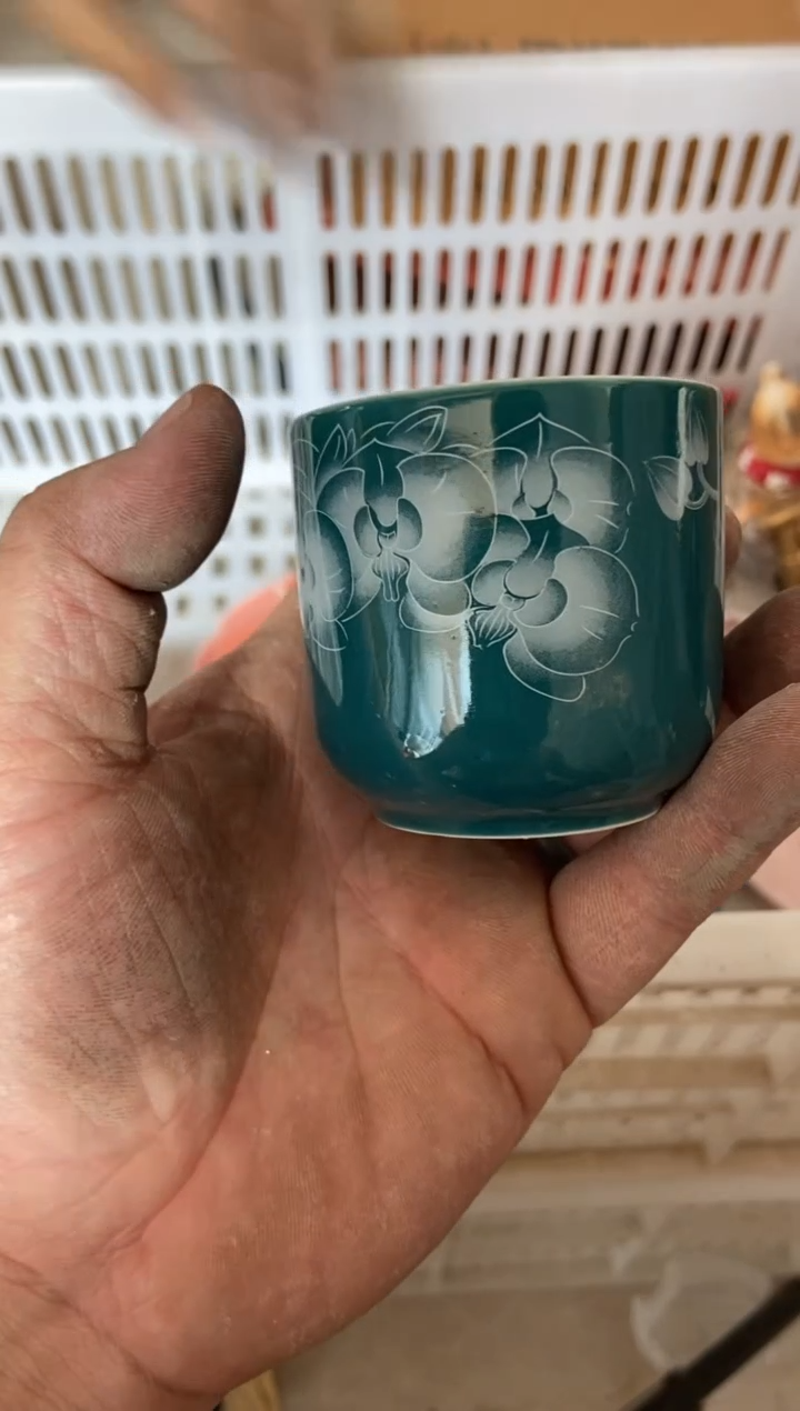 杯无运费险有瑕疵的摄影的产品有使用过的痕迹有点脏介意勿拍