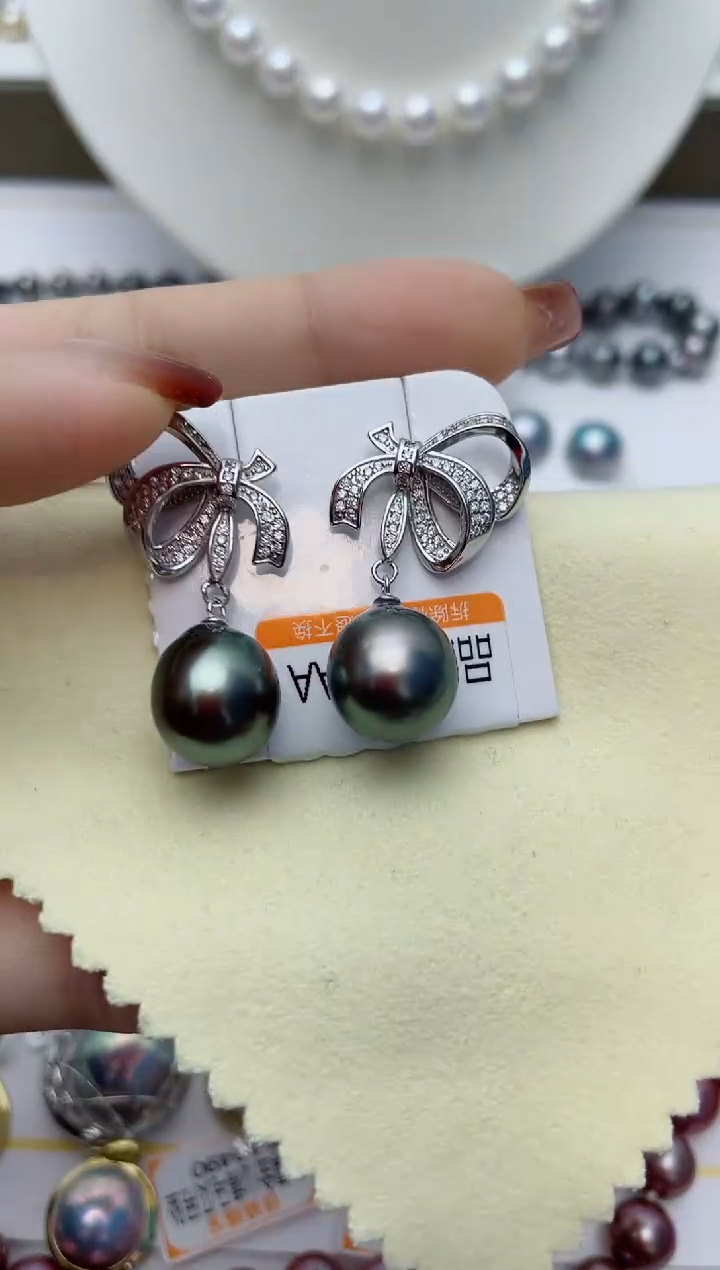 【闪购商品】海水珍珠耳饰银S925镶嵌W95