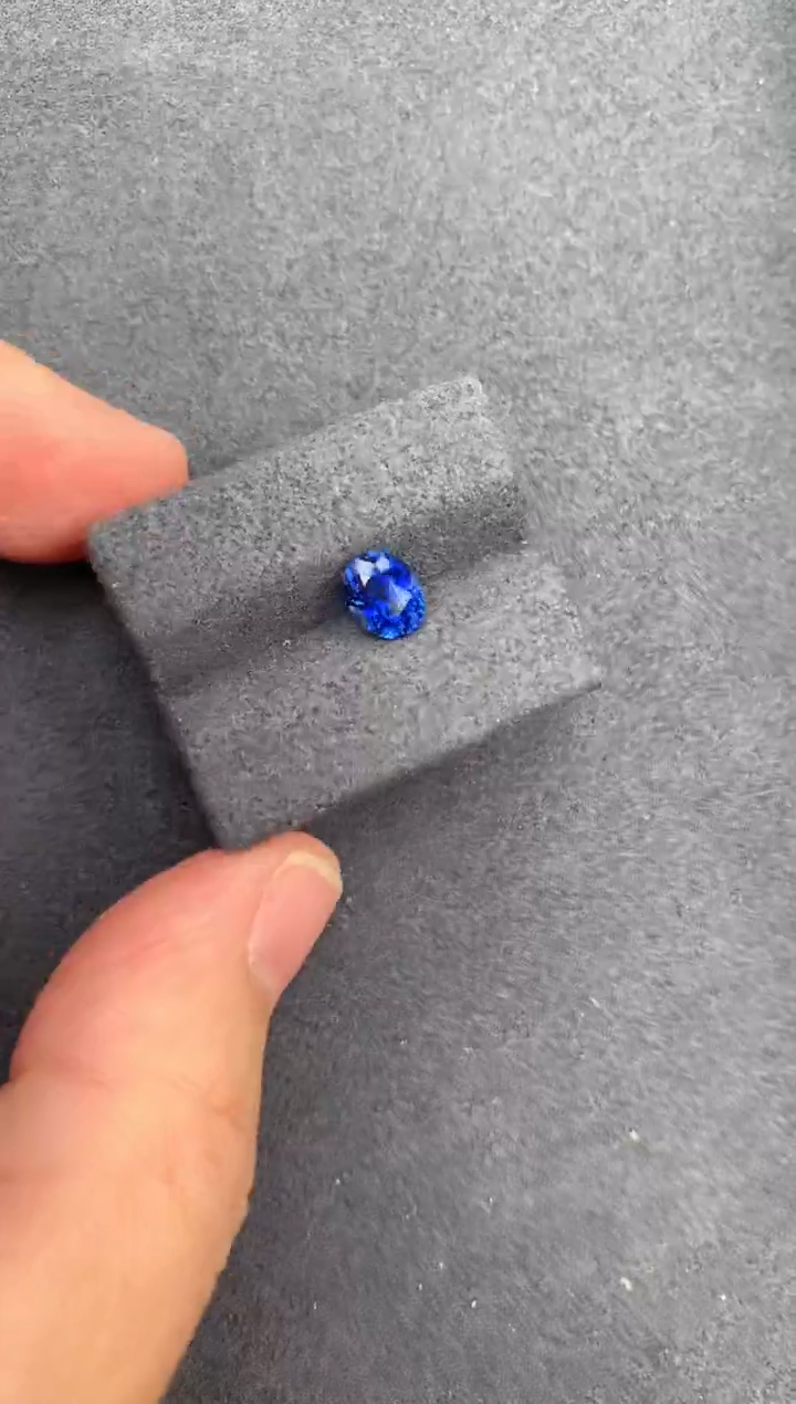 【闪购商品】蓝宝石裸石未镶嵌1.1ct皇家蓝