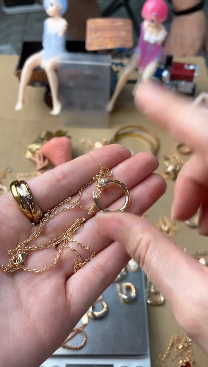 瓷片嘉荣当康大姐Fu的总铺