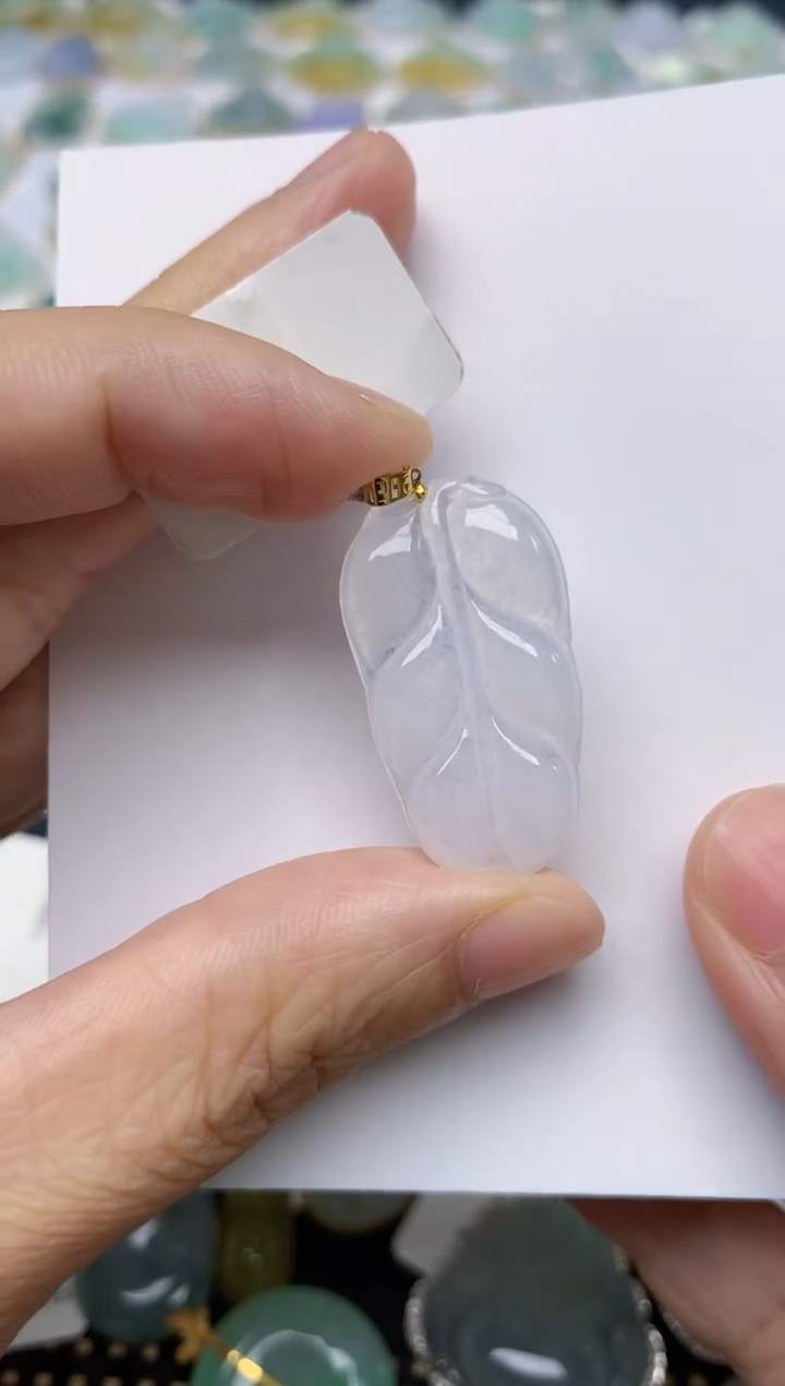 翡翠18K金镶嵌颈饰天然缅甸A货翡翠