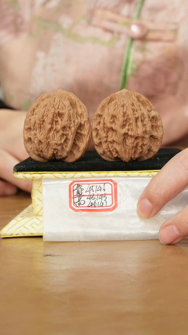 把件文玩核桃麦穗虎头微修