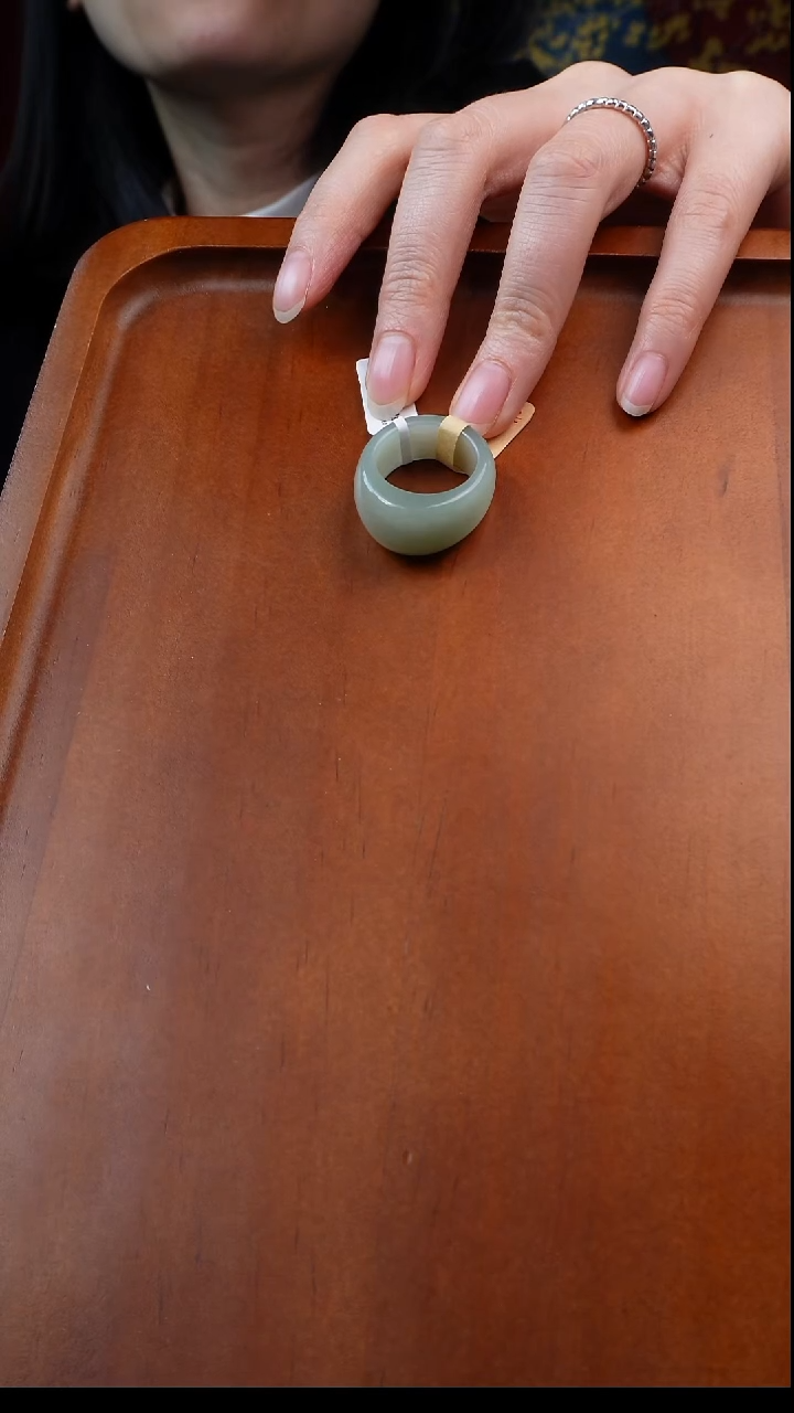 未镶嵌戒指和田玉媛***饼2-18.9