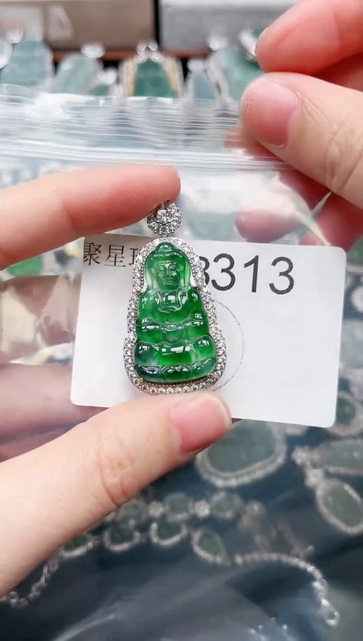 【闪购商品】翡翠颈饰未镶嵌313赠皮绳