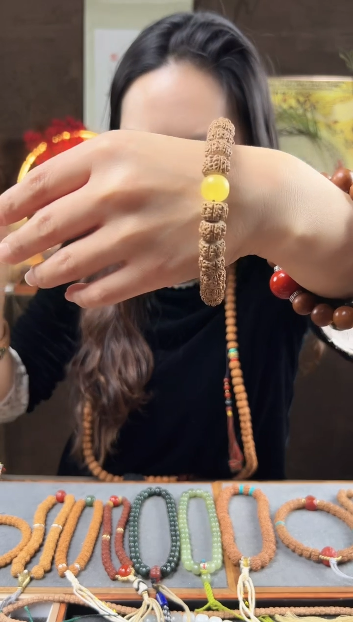 【闪购商品】金刚菩提吊坠跳跳龙手串