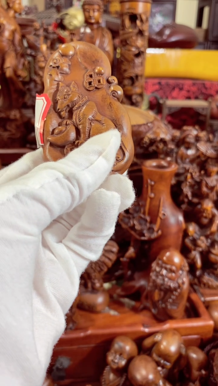 小叶黄杨小件生肖狗