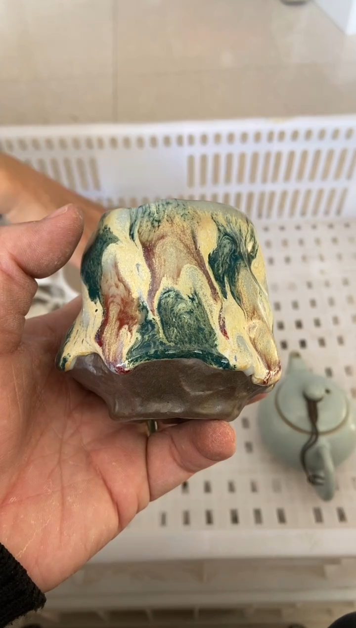 杯无运费险有瑕疵的摄影的产品有使用过的痕迹有点脏介意勿拍