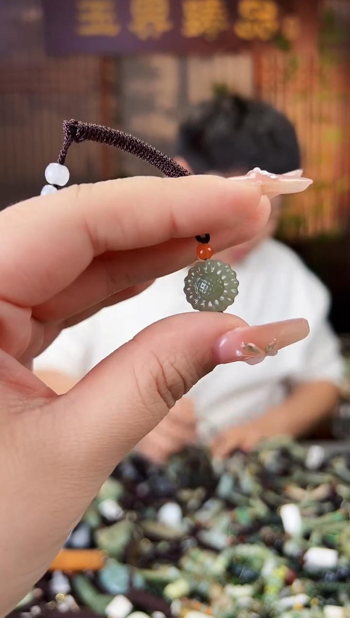 【闪购商品】和田玉颈饰未镶嵌多样性发一