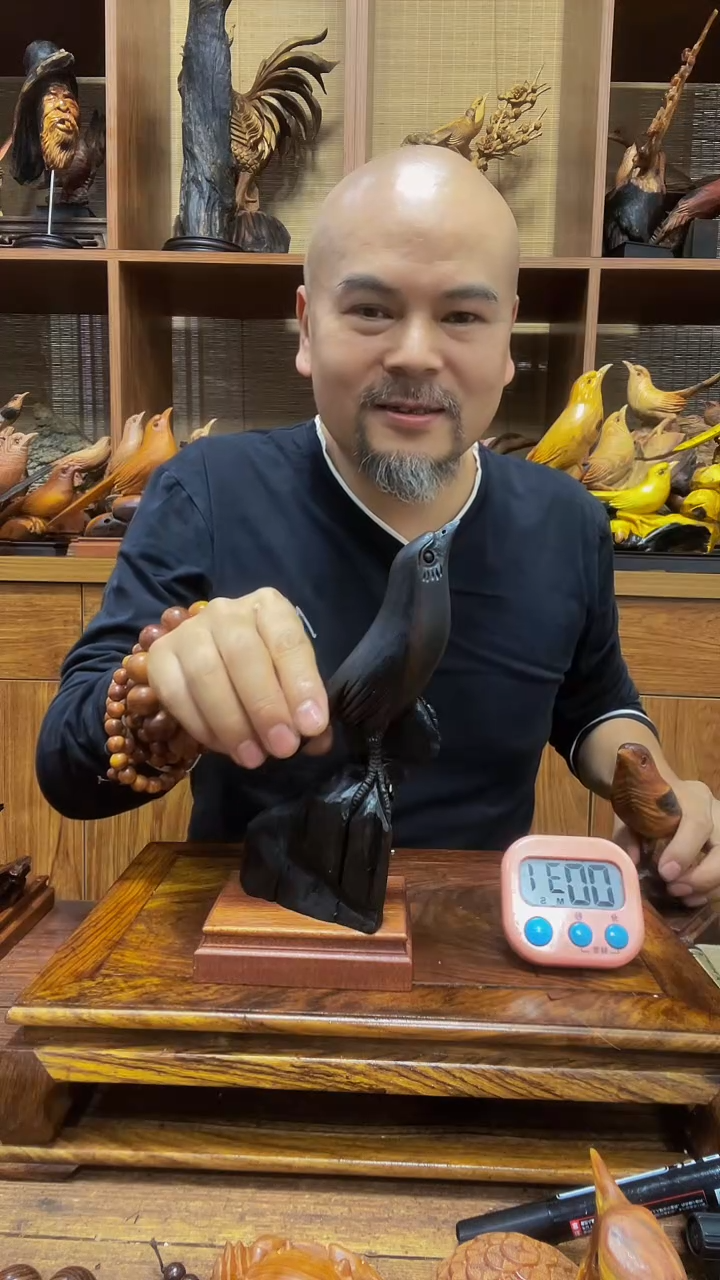 松木中****曾 定向 中山家装吊顶木工：曾