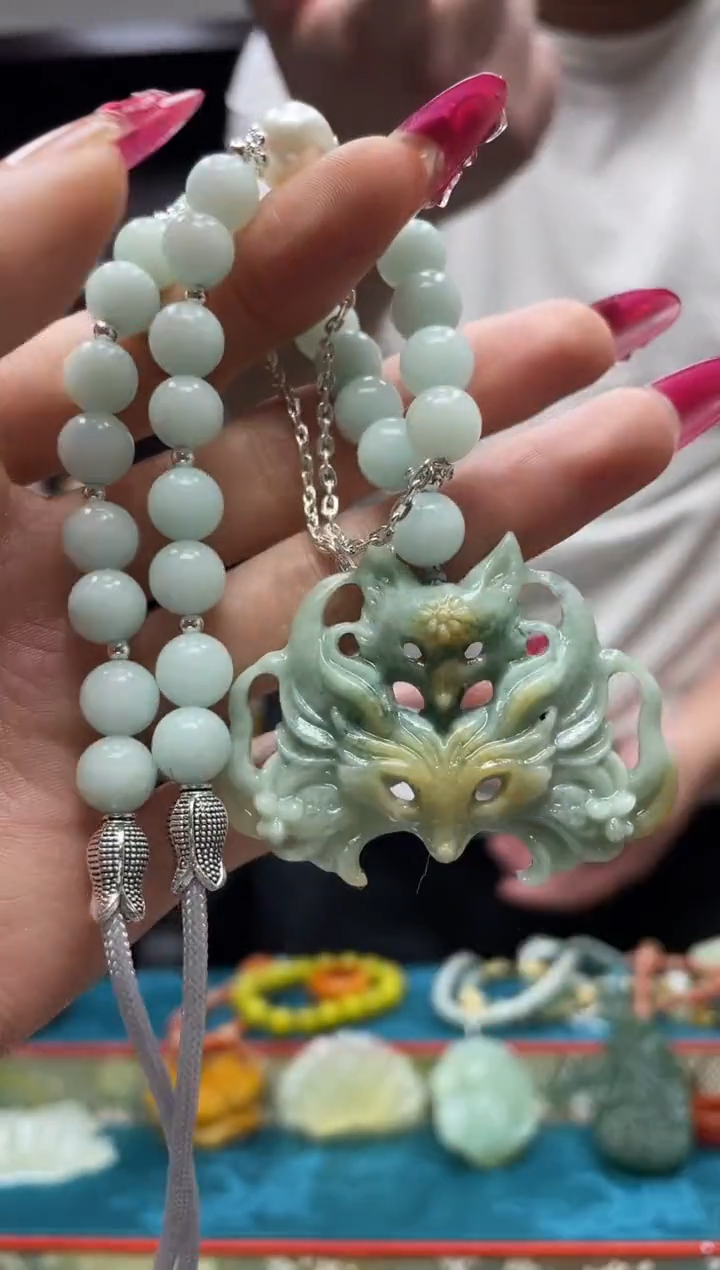 未镶嵌岫玉吊坠·