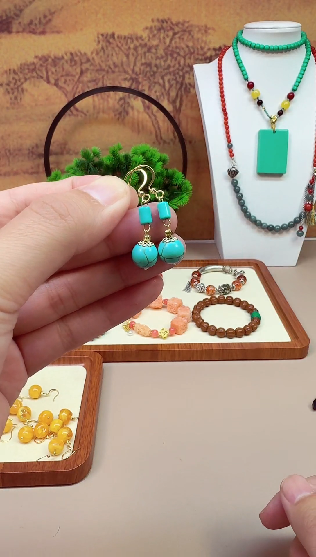 玛瑙/玉髓耳钉14K金镶嵌E411