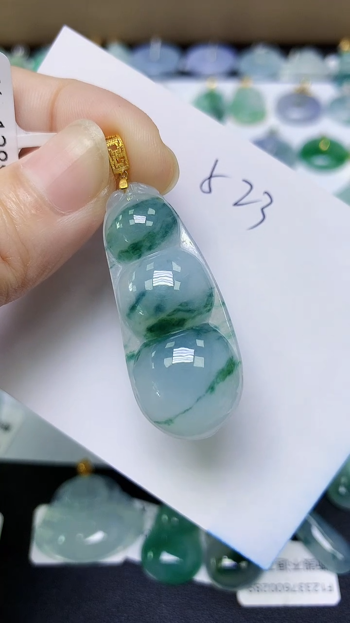 颈饰18K金镶嵌翡翠天然缅甸A货翡翠百元以上9元证书费自理