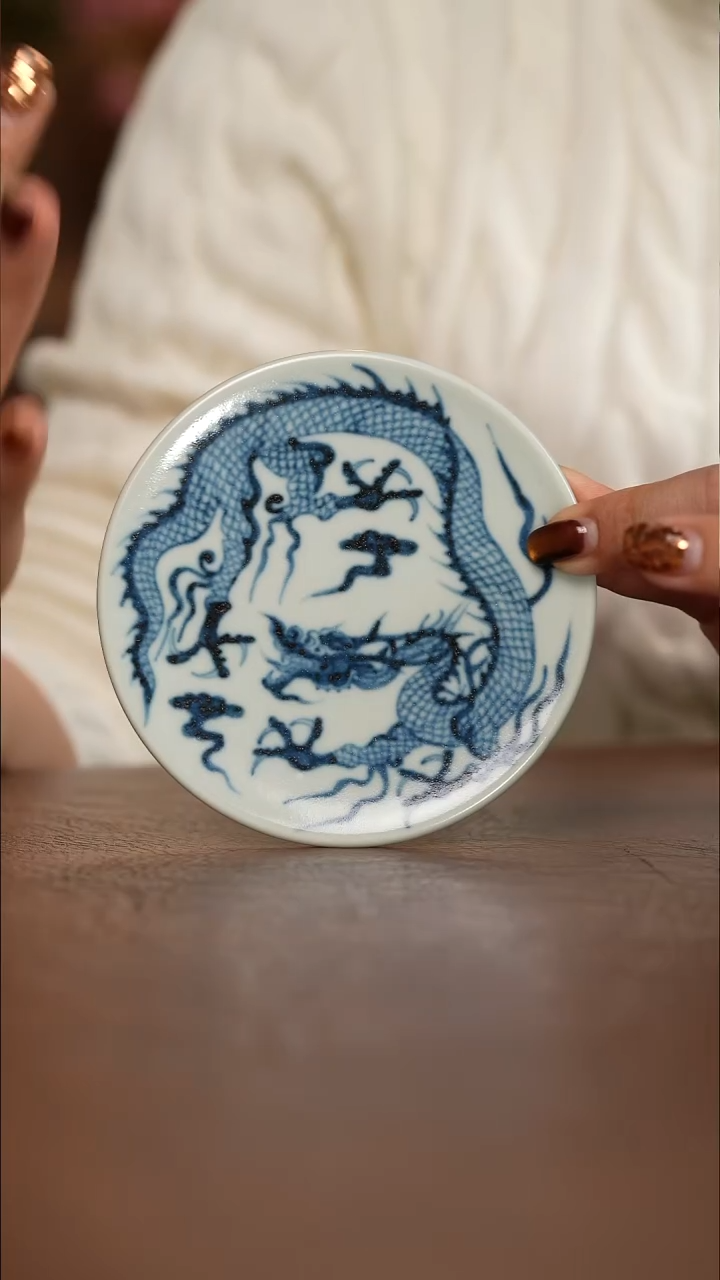 元青花行龙纹杯垫