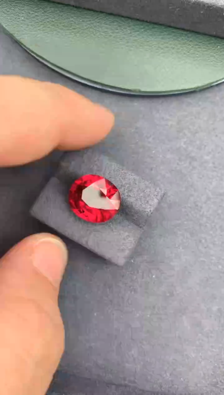 【闪购商品】碧玺裸石未镶嵌8.8ct 卢比来碧玺