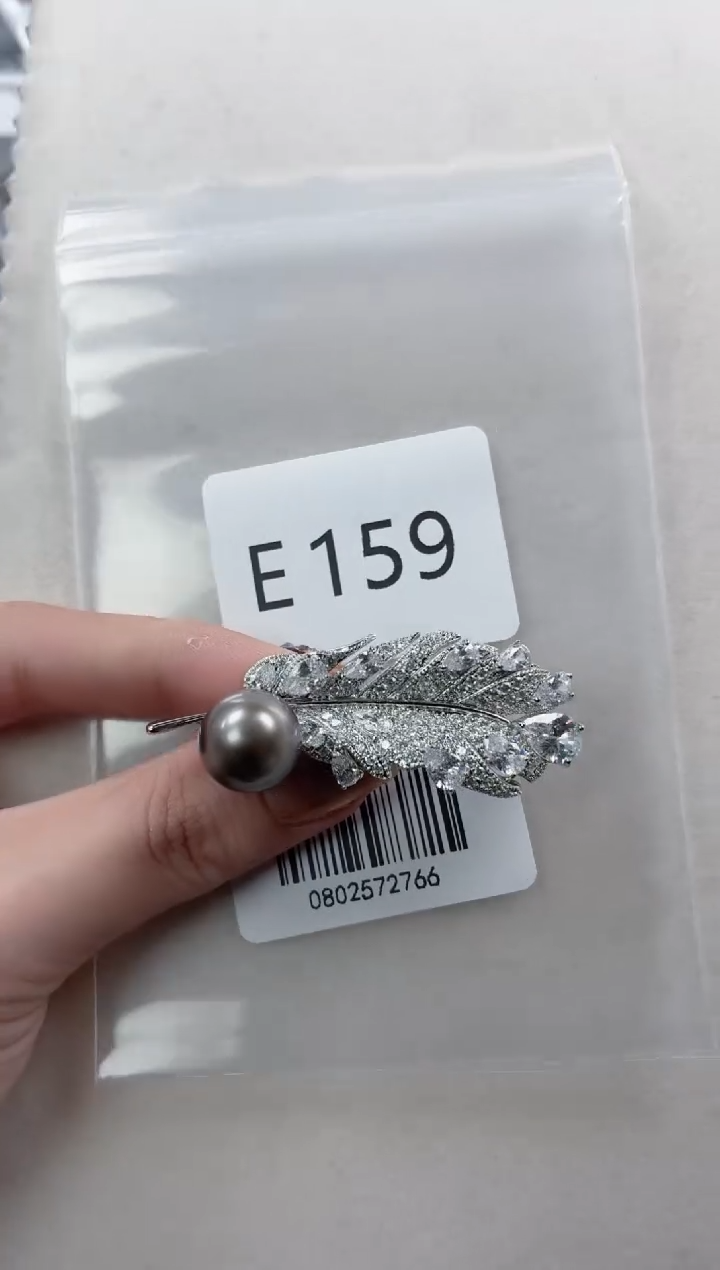 未镶嵌胸针海水珍珠E159