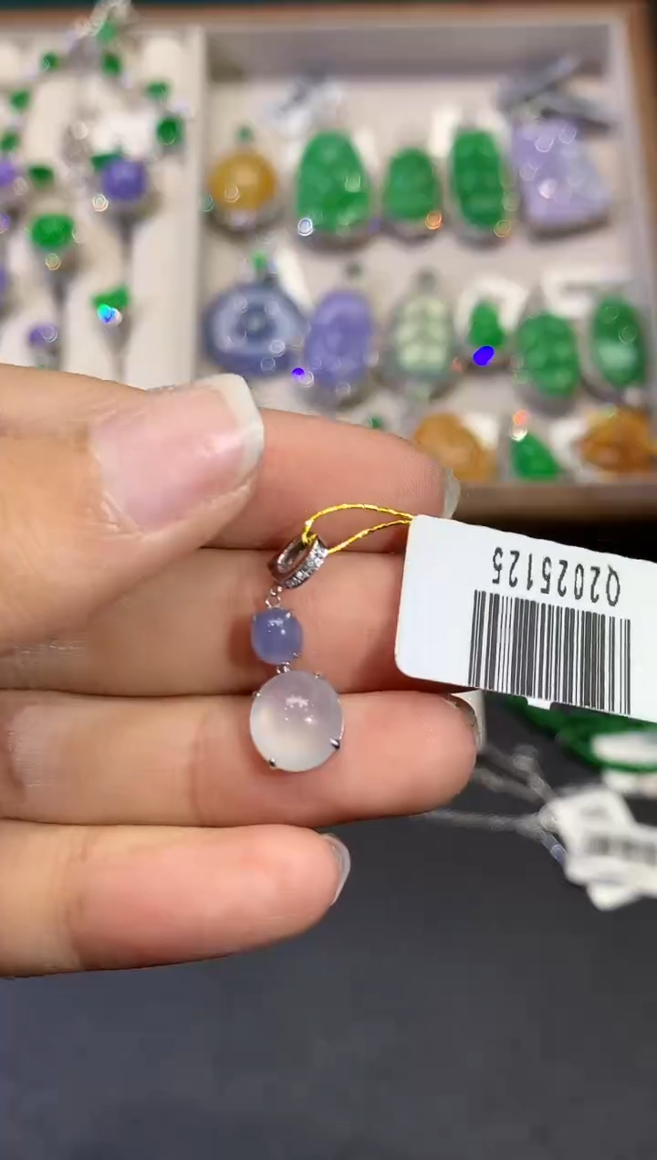 翡翠18K金镶嵌吊坠(不含链)LSR2632多样性发其一