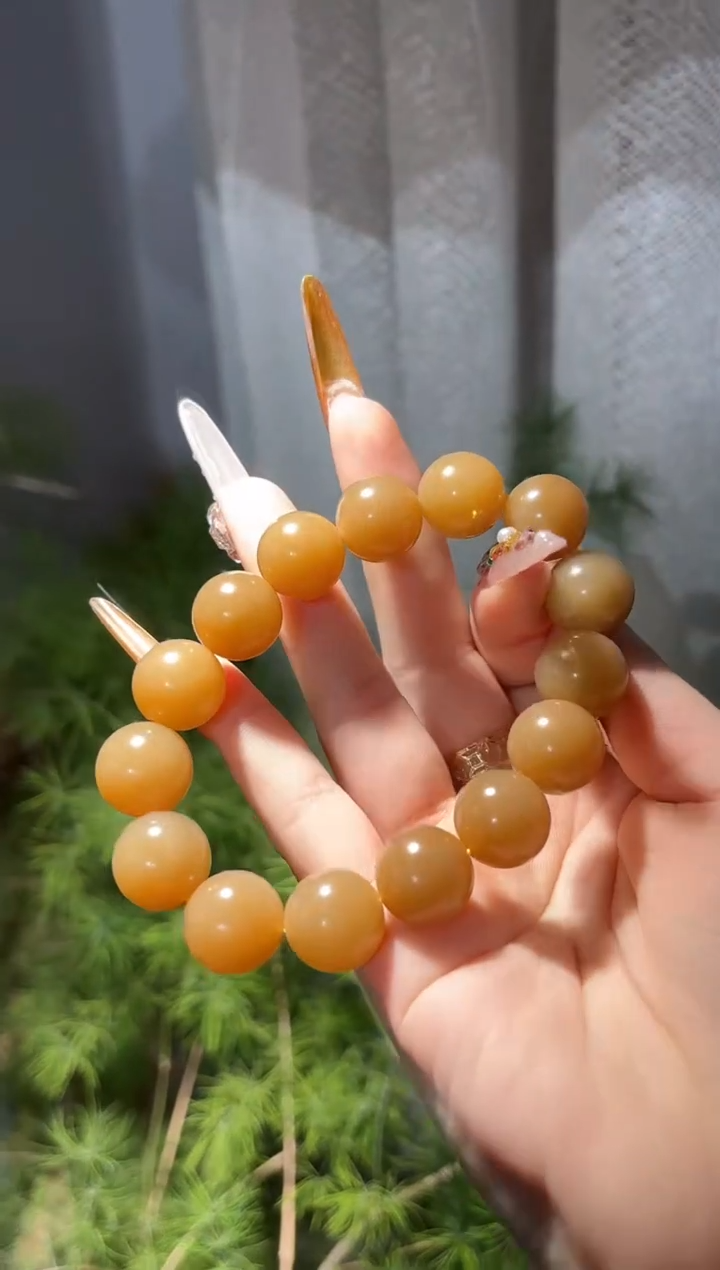 未镶嵌手串和田玉董小姐推荐 多样性发货 拍一发一t14