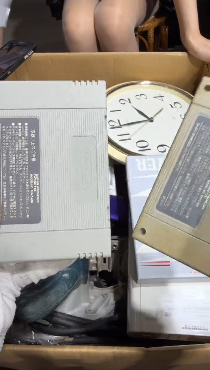 8新?*！ 682   中古商品，瑕疵品，不保好坏。
