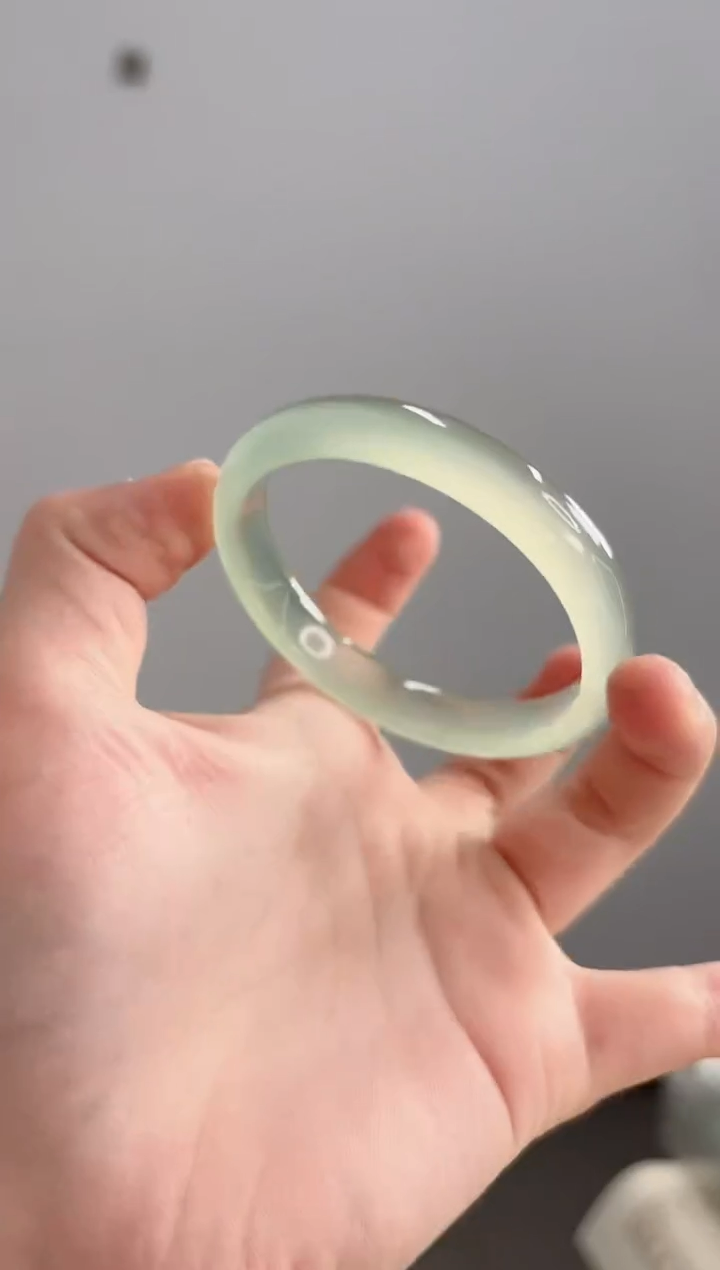 【闪购商品】玛瑙/玉髓手镯未镶嵌53-54圈