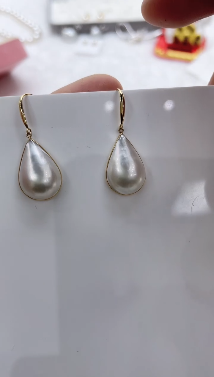 【闪购商品】拼合珍珠（马贝珠）耳饰18K金镶嵌海水马贝耳饰