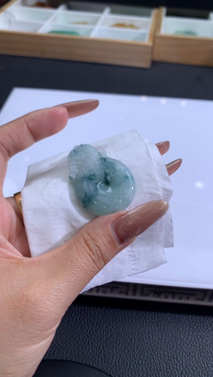 【闪购商品】定制翡翠未镶嵌翡翠