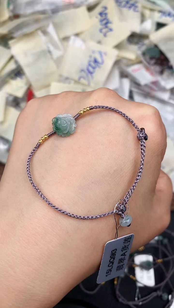 18K金镶嵌挂件翡翠?**?—44