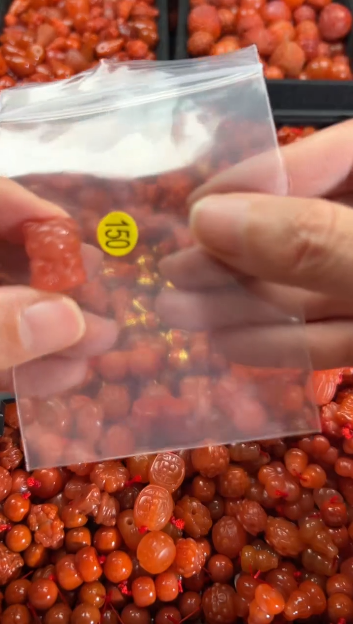 【闪购商品】南红玛瑙颈饰未镶嵌1