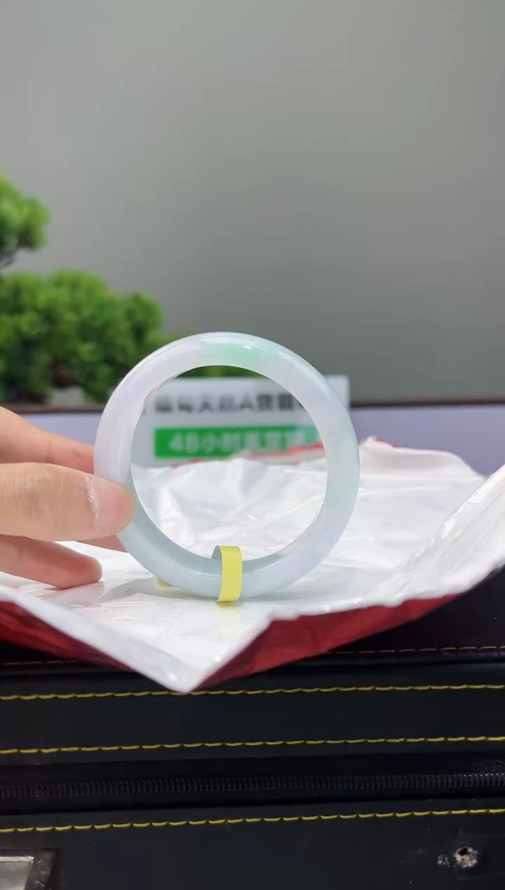 【闪购商品】翡翠手镯未镶嵌手镯28