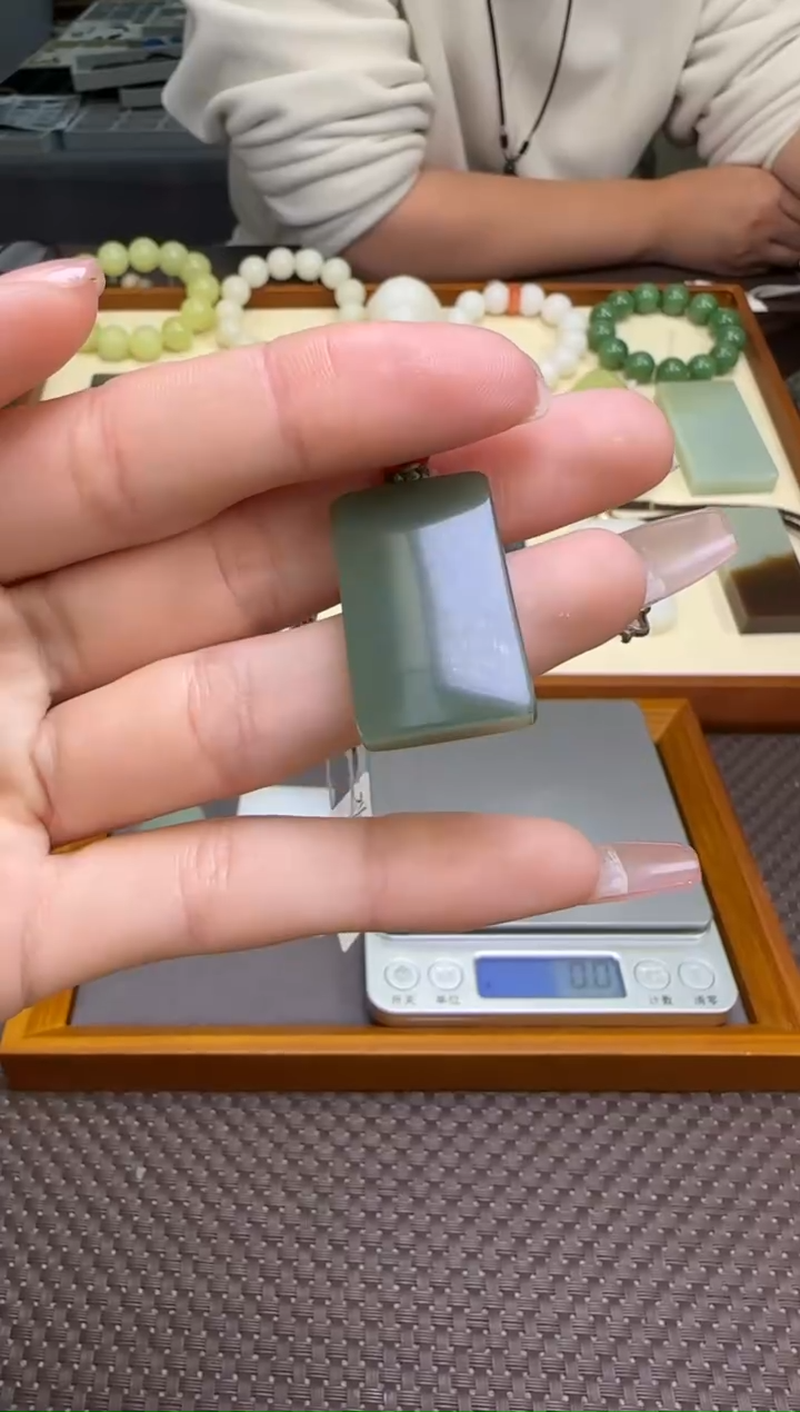 【闪购商品】和田玉吊坠未镶嵌吊坠
