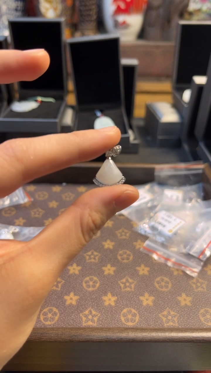 颈饰银S925镶嵌翡翠鳳玉善源直播推荐