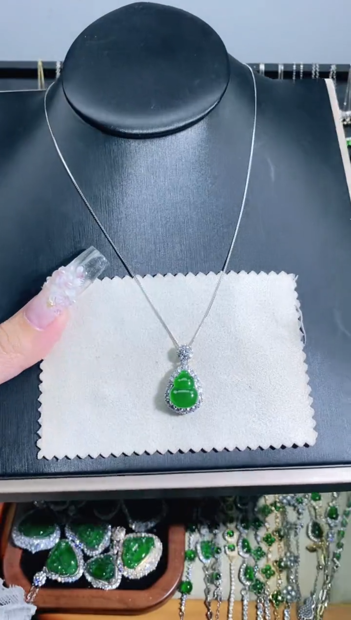 【闪购商品】翡翠颈饰银S925镶嵌多样性