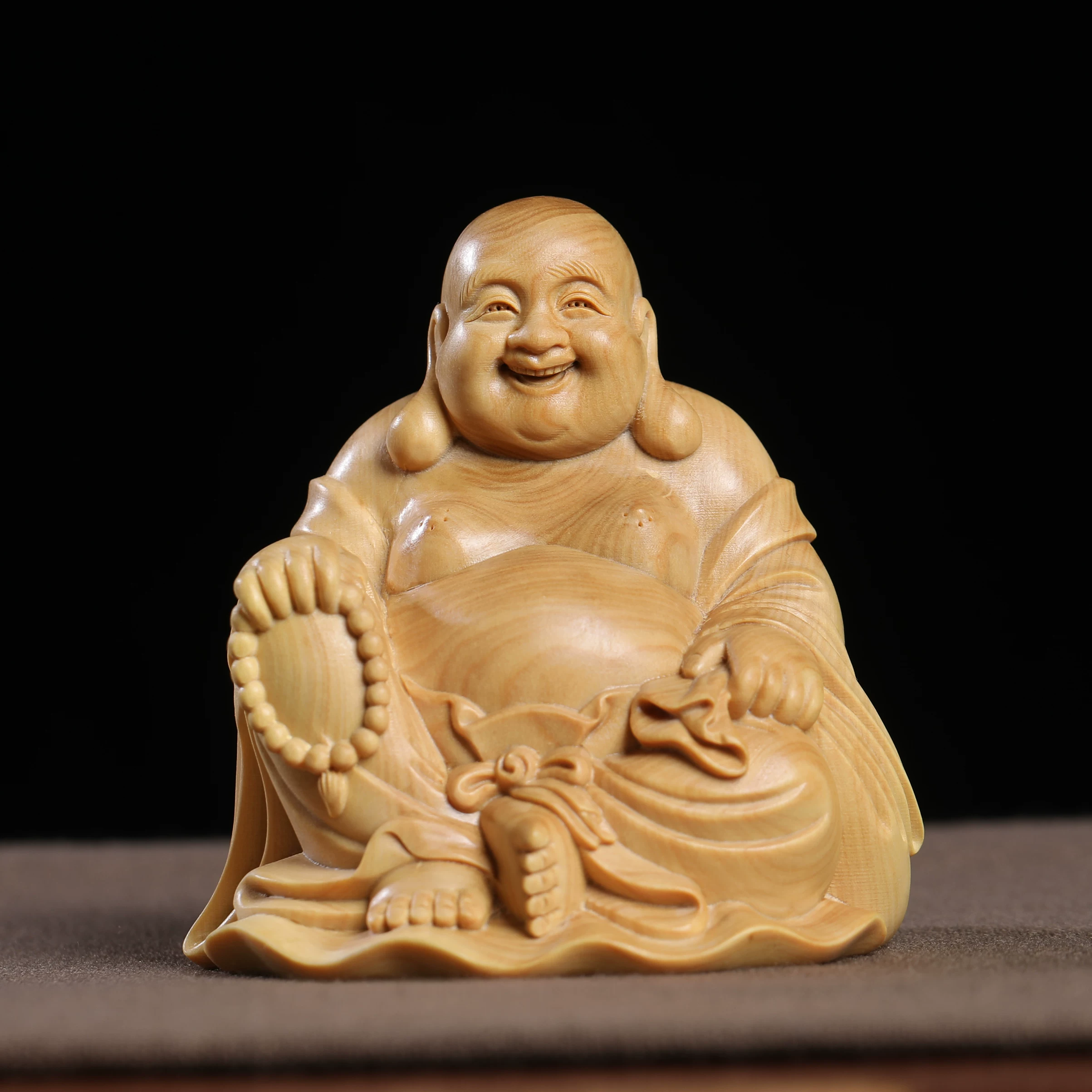 小叶黄杨木雕圆雕坐蒲弥勒