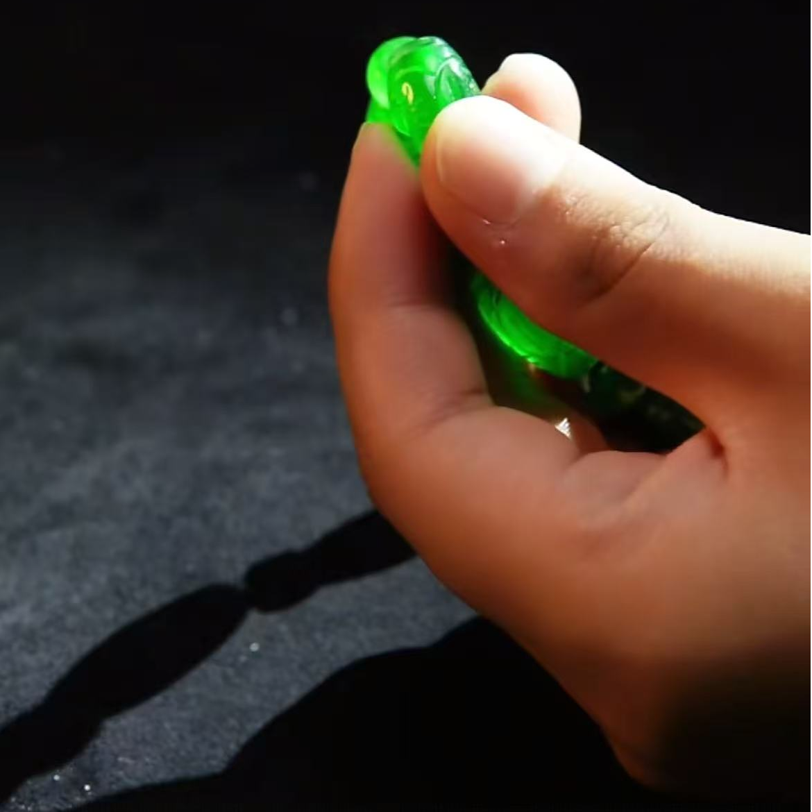 【华夏文物甄选商店02235】翡翠手串