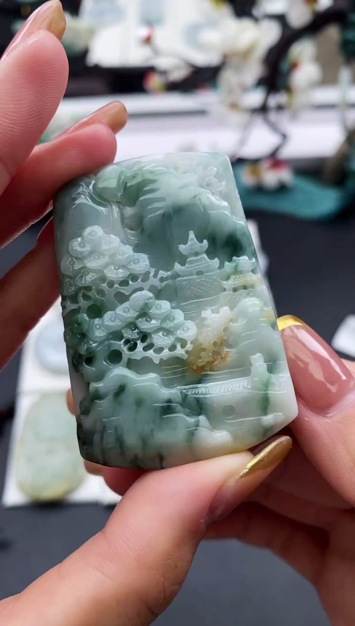 【闪购商品】翡翠吊坠(不含链)未镶嵌天然缅甸翡翠A货