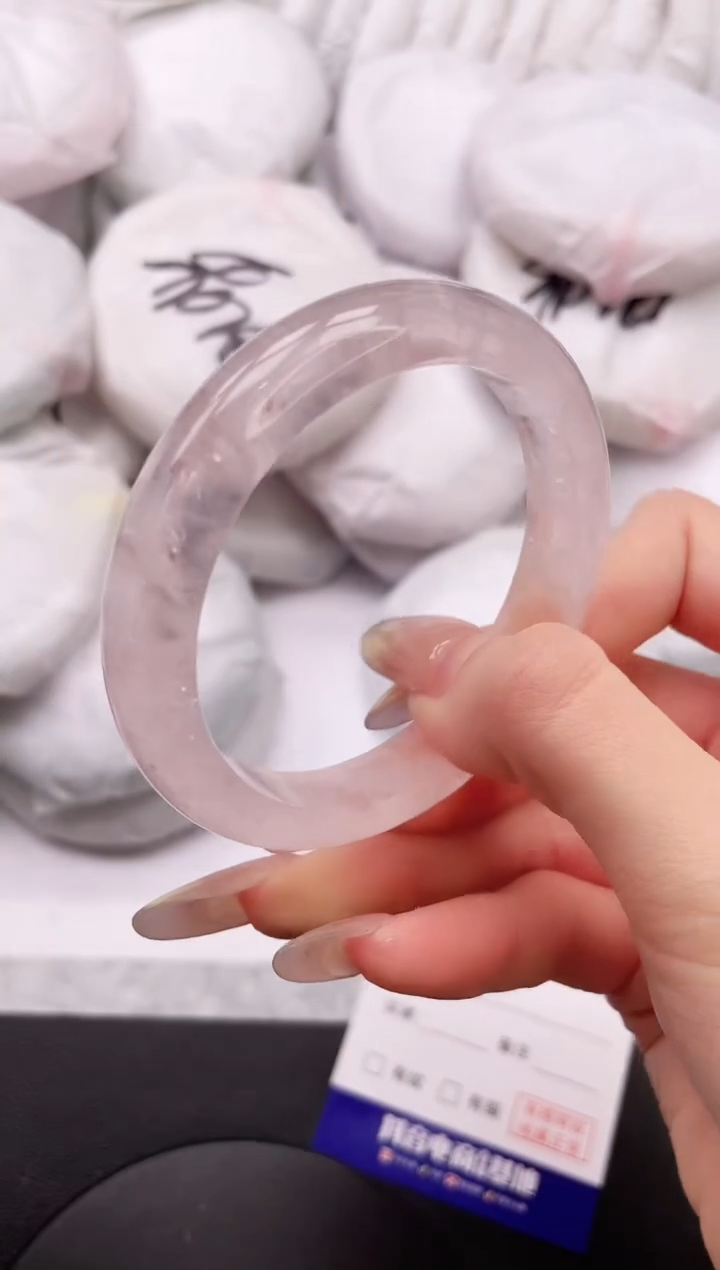 【闪购商品】石英质玉手镯未镶嵌16K268-55