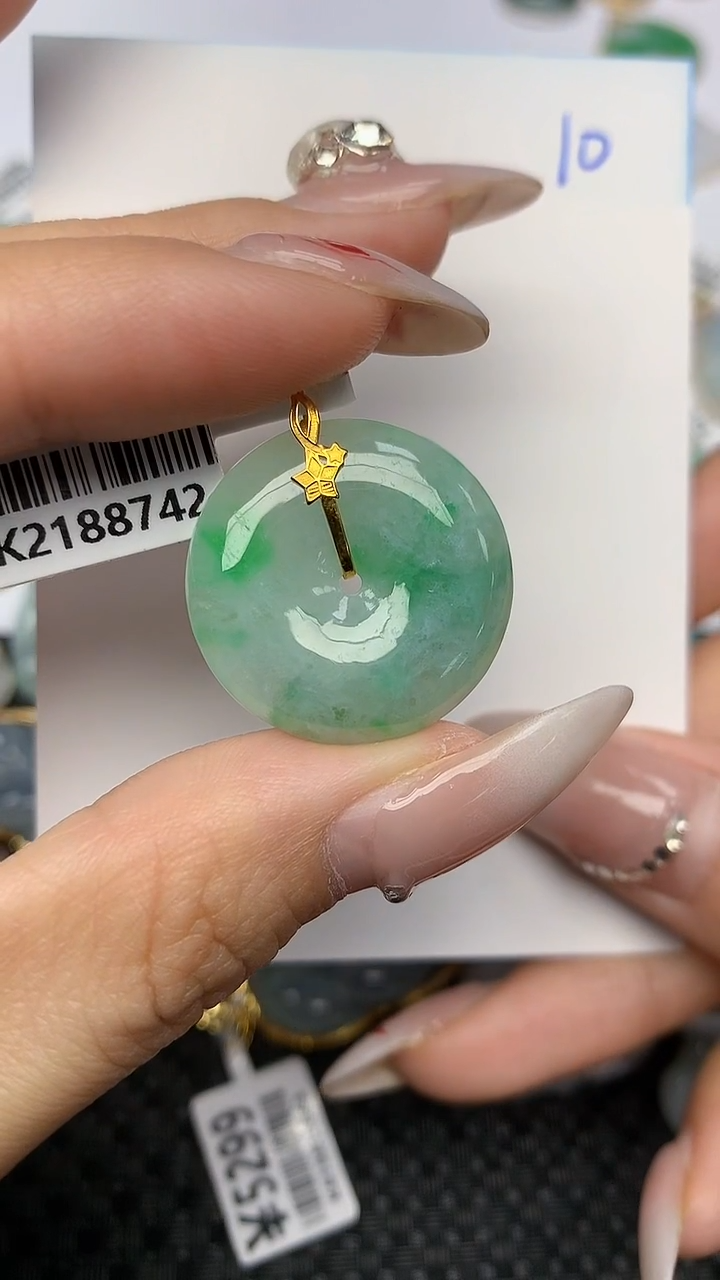 【闪购商品】翡翠颈饰18K金镶嵌天然翡翠A货