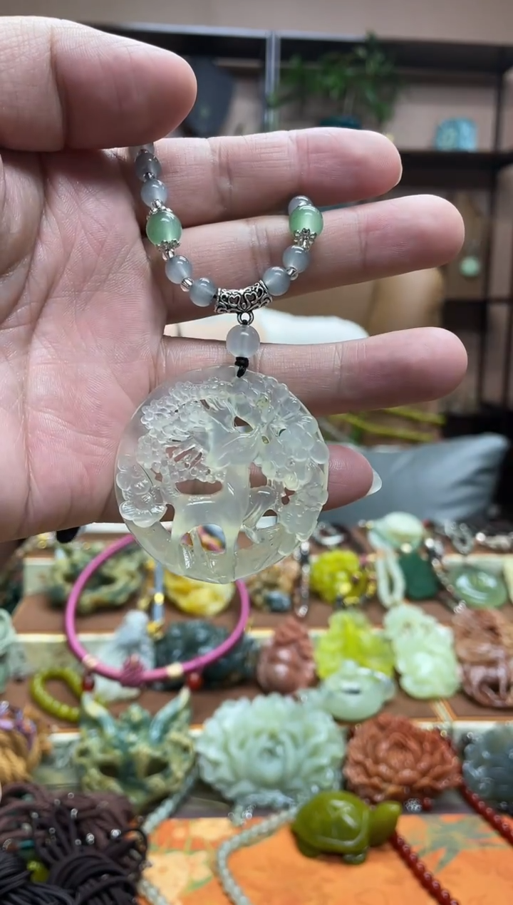 未镶嵌岫玉颈饰·