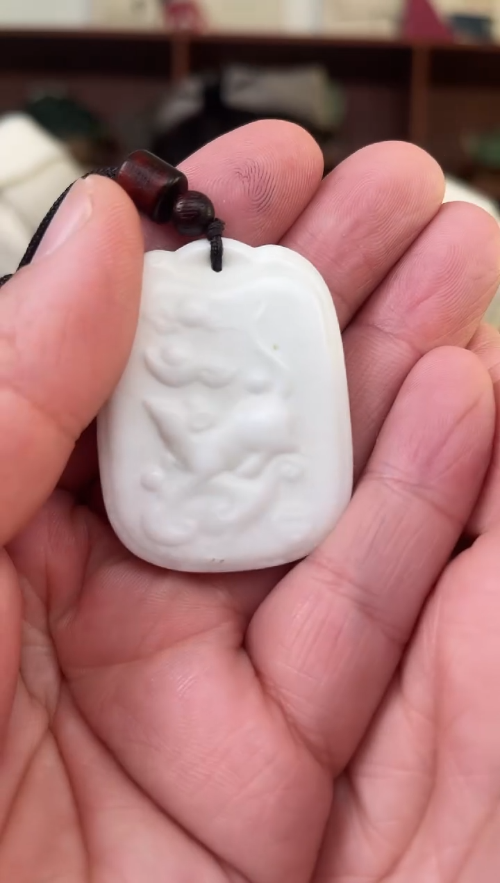 未镶嵌颈饰玛瑙/玉髓·