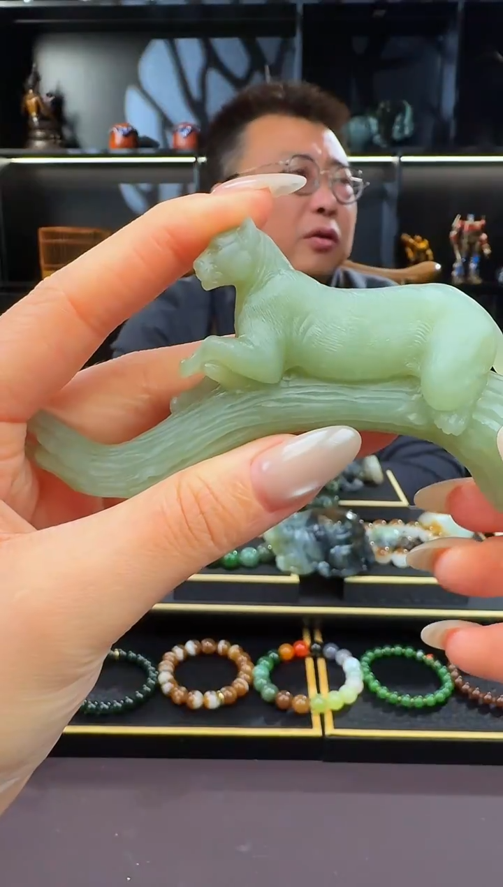 颈饰未镶嵌和田玉H****g豹子