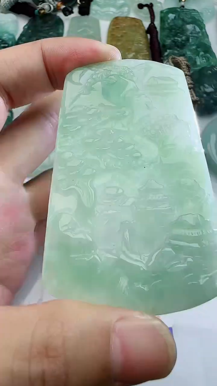 【闪购商品】翡翠颈饰未镶嵌111111111111
