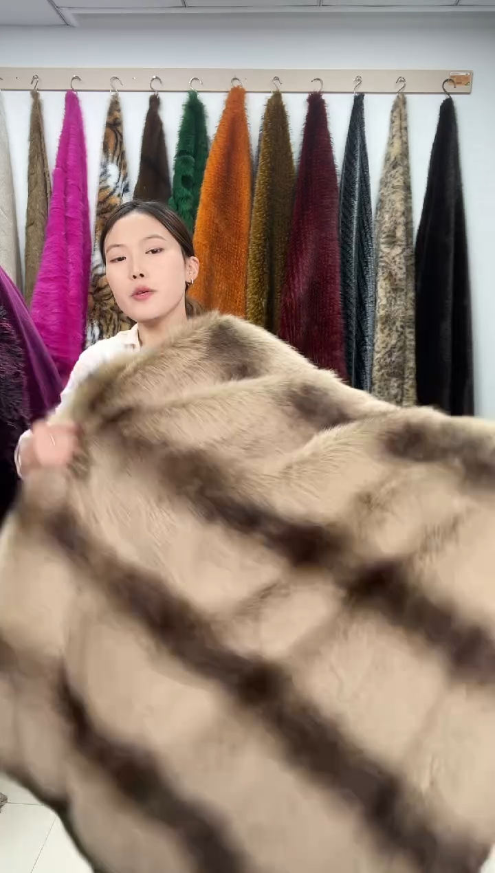 狐狸毛A14尺寸1.8*1