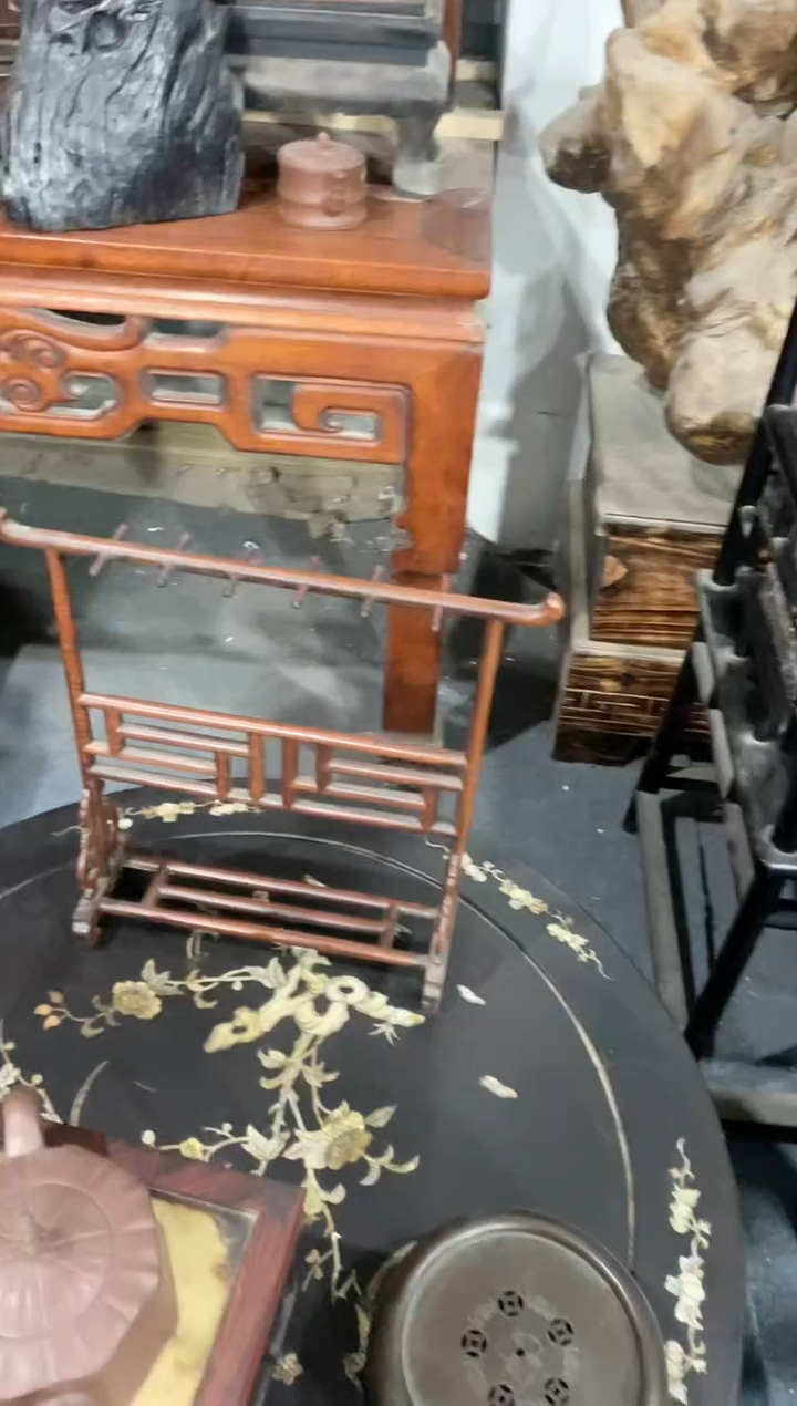 【闪购商品】花梨木类成套家具          