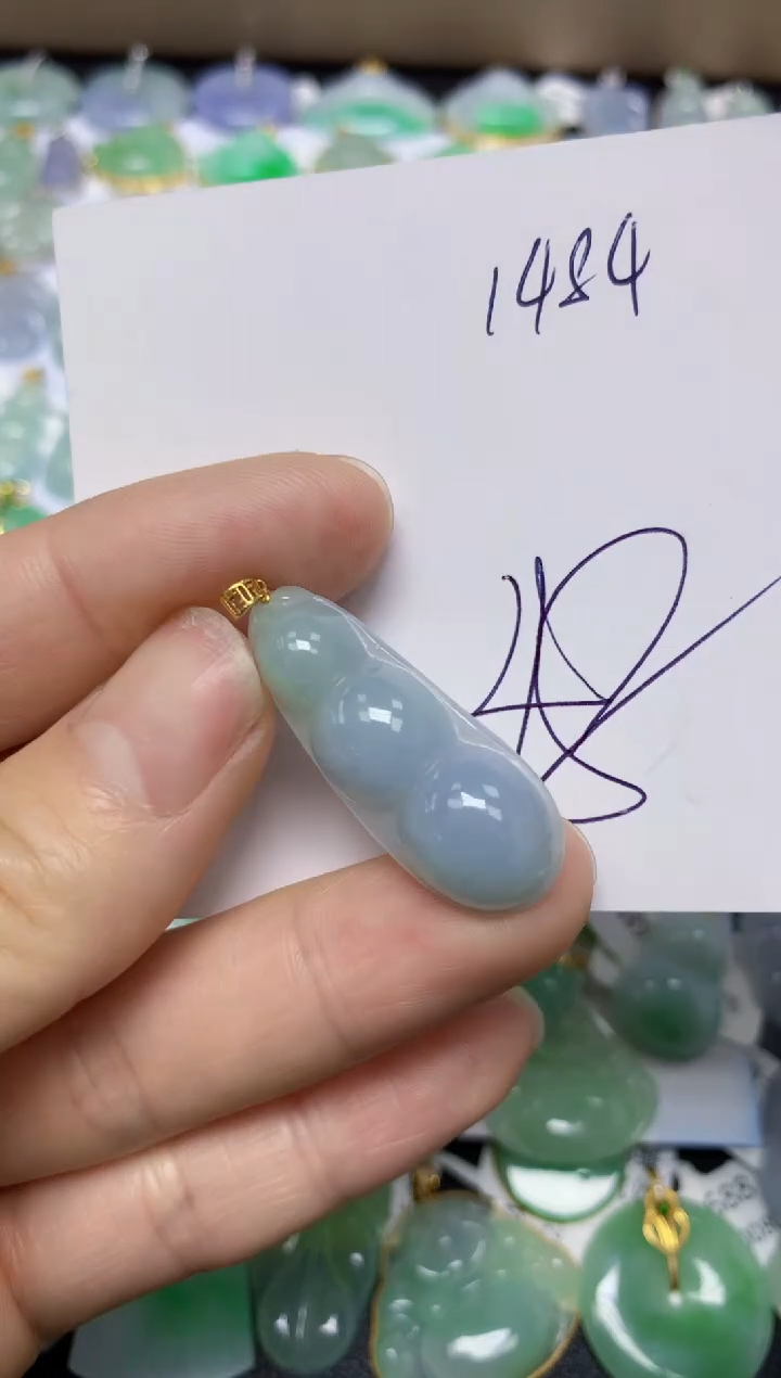 【闪购商品】翡翠18K金镶嵌挂件天然翡翠A货
