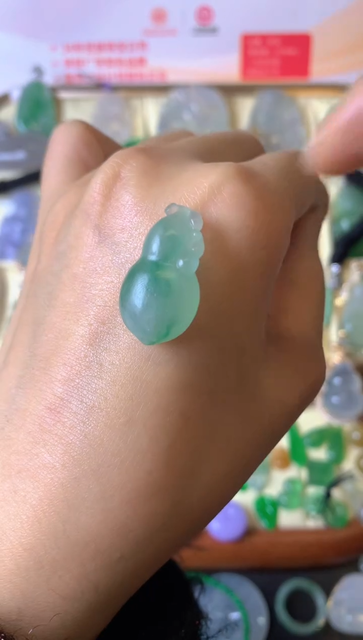 【闪购商品】定制翡翠未镶嵌毛货抛光